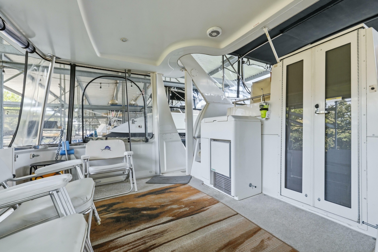 2000 Carver 406 Aft Cabin Motor Yacht