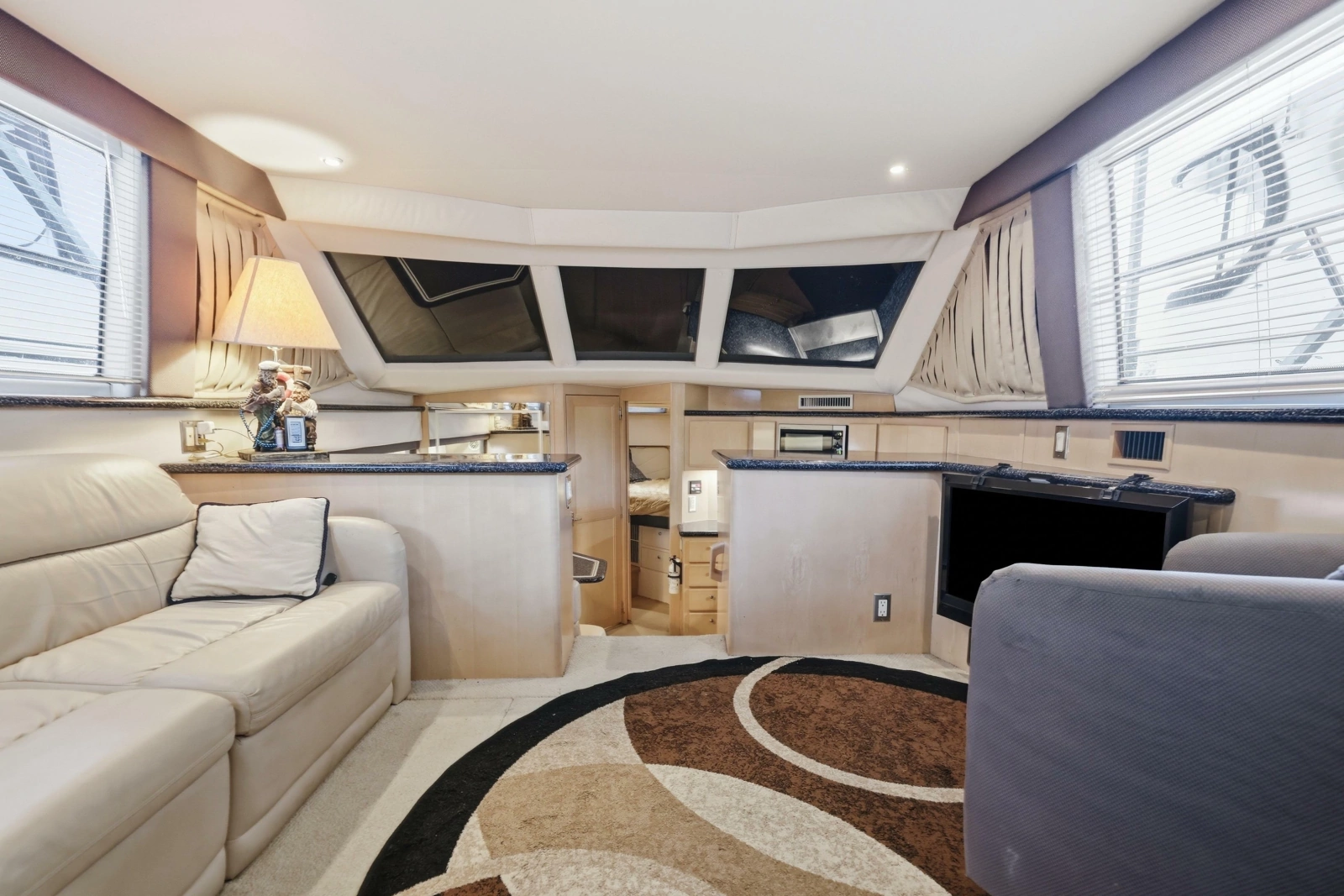 2000 Carver 406 Aft Cabin Motor Yacht