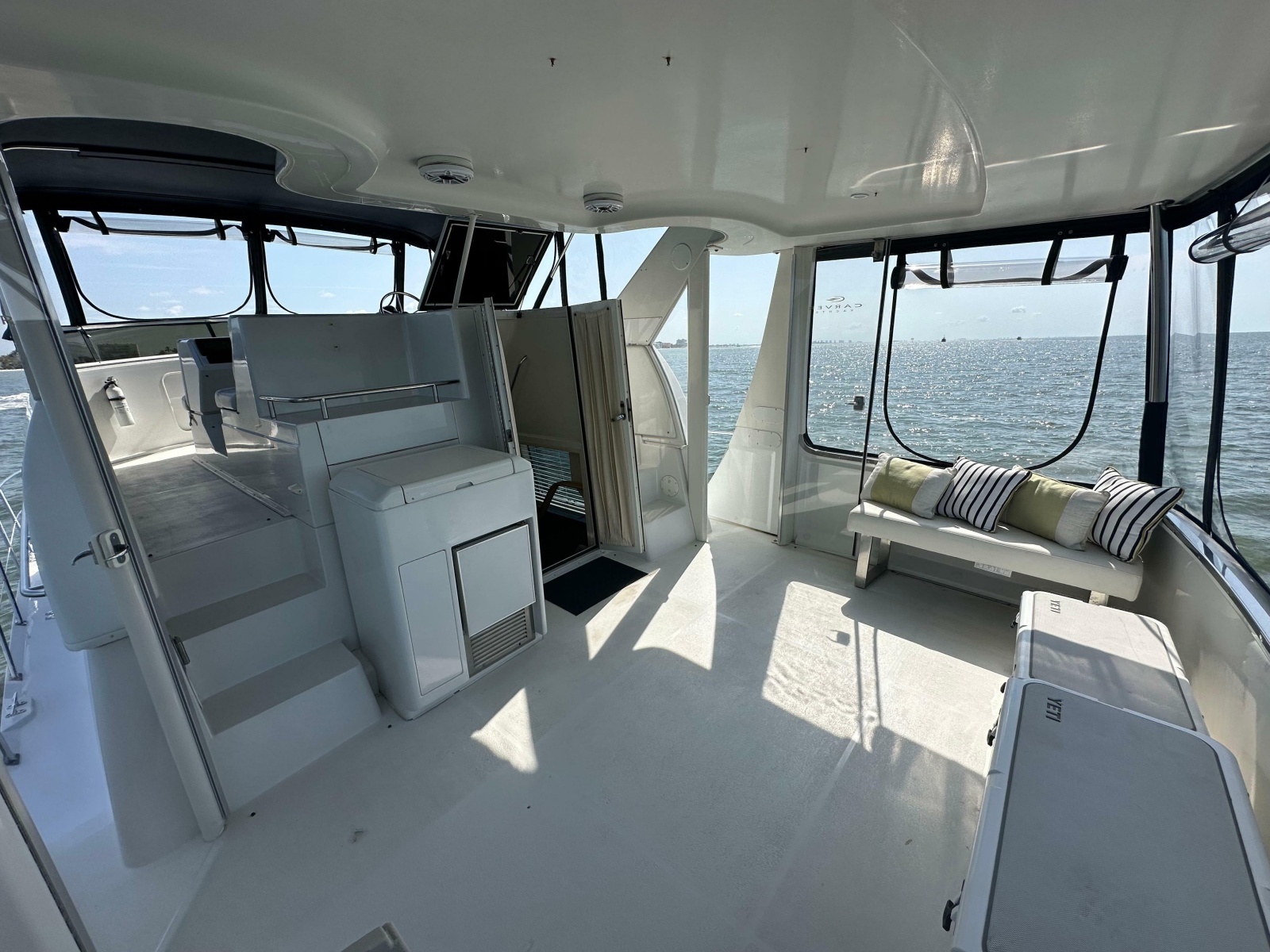 2000 Carver 406 Motor Yacht
