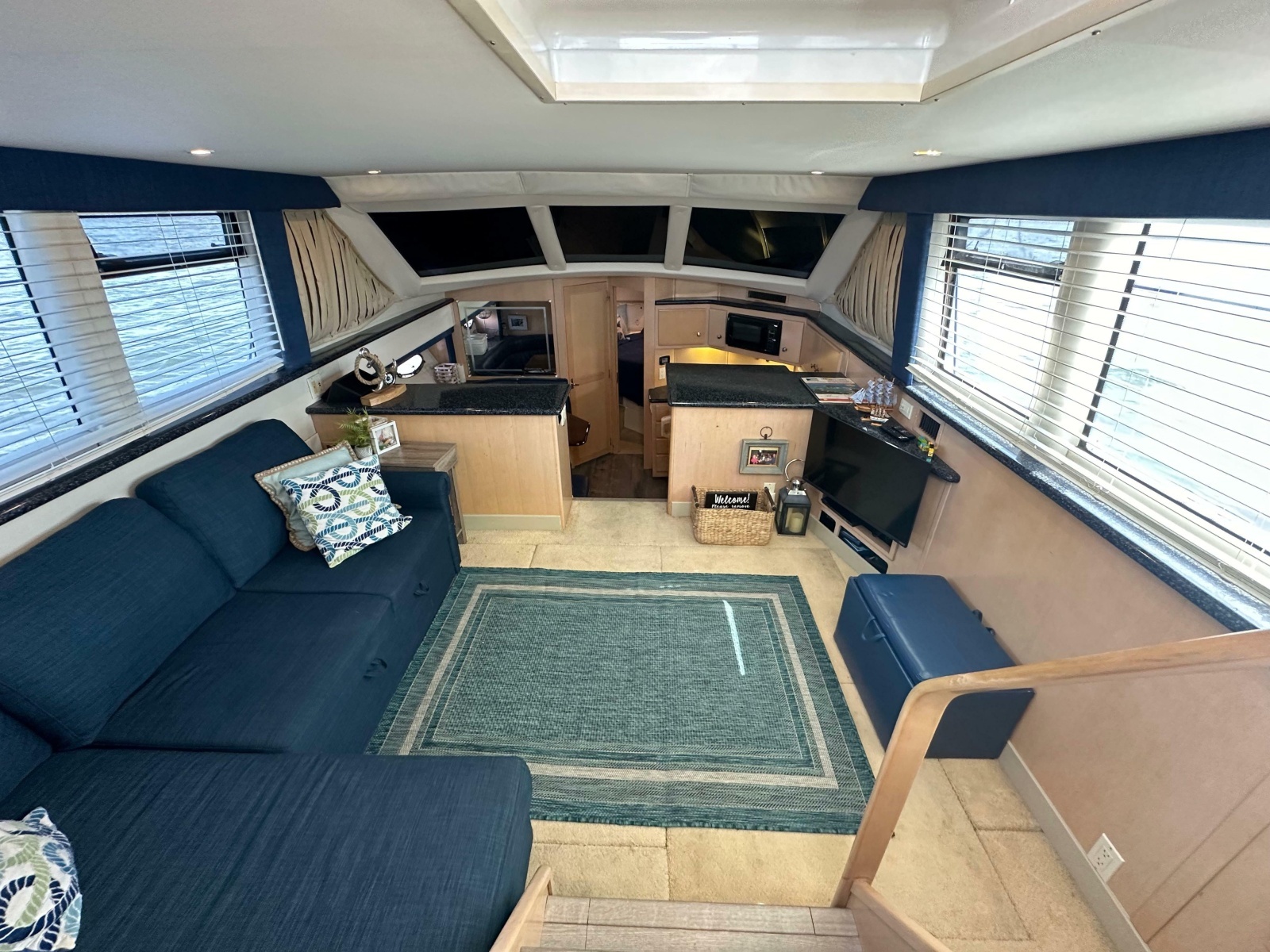 2000 Carver 406 Motor Yacht