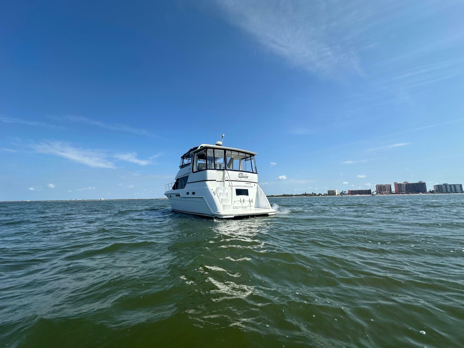 2000 Carver 406 Motor Yacht