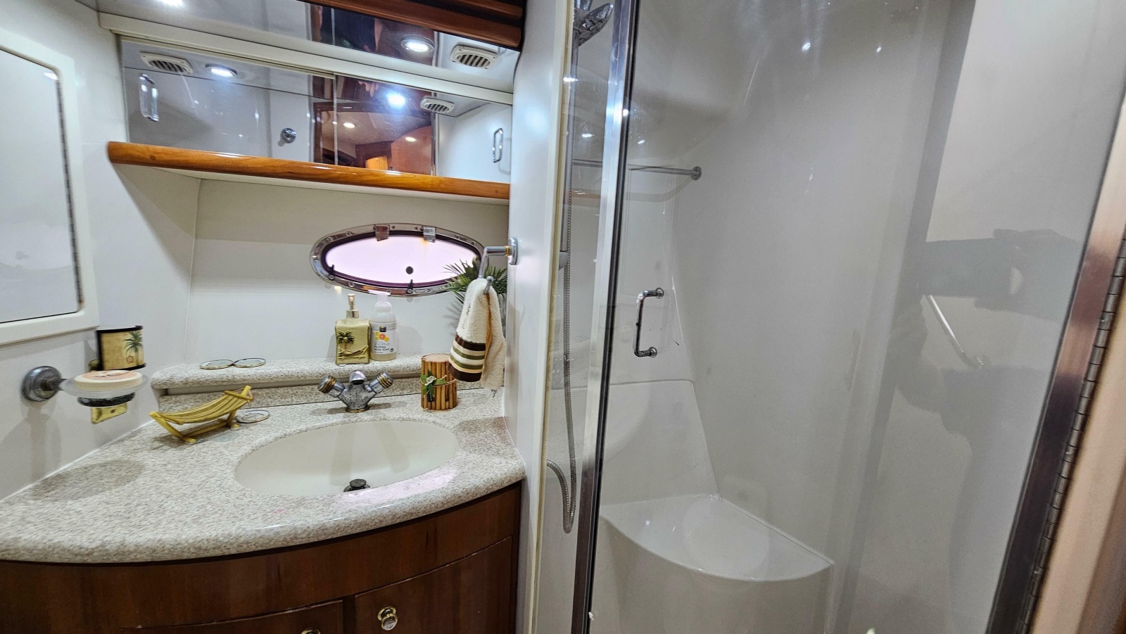 2000 Carver 450 Voyager Pilothouse