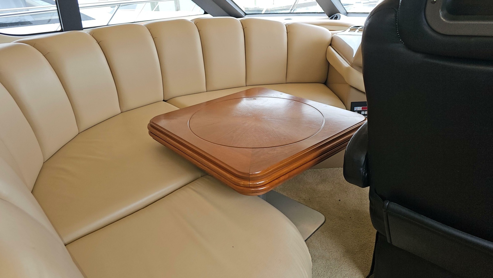 2000 Carver 450 Voyager Pilothouse