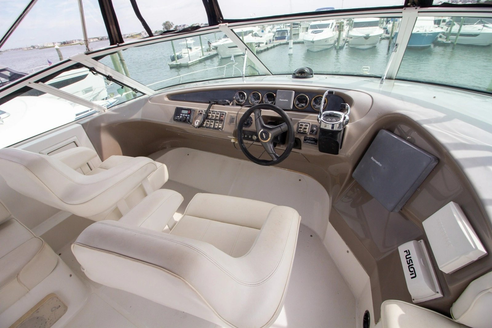 2000 Carver 450 Voyager Pilothouse