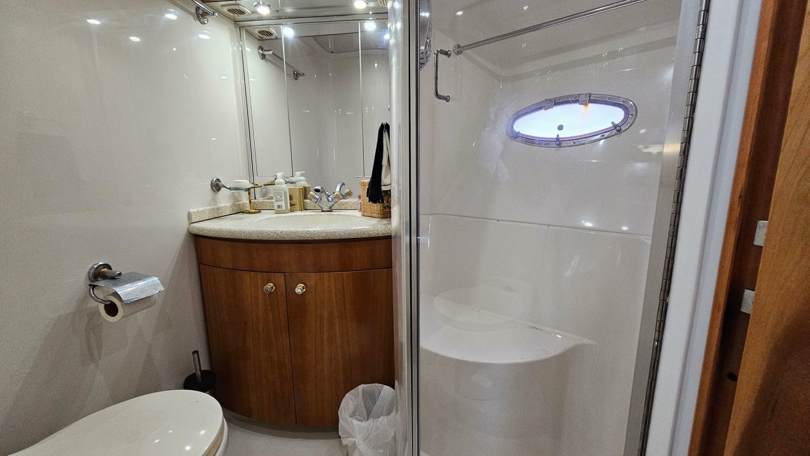 2000 Carver 450 Voyager Pilothouse