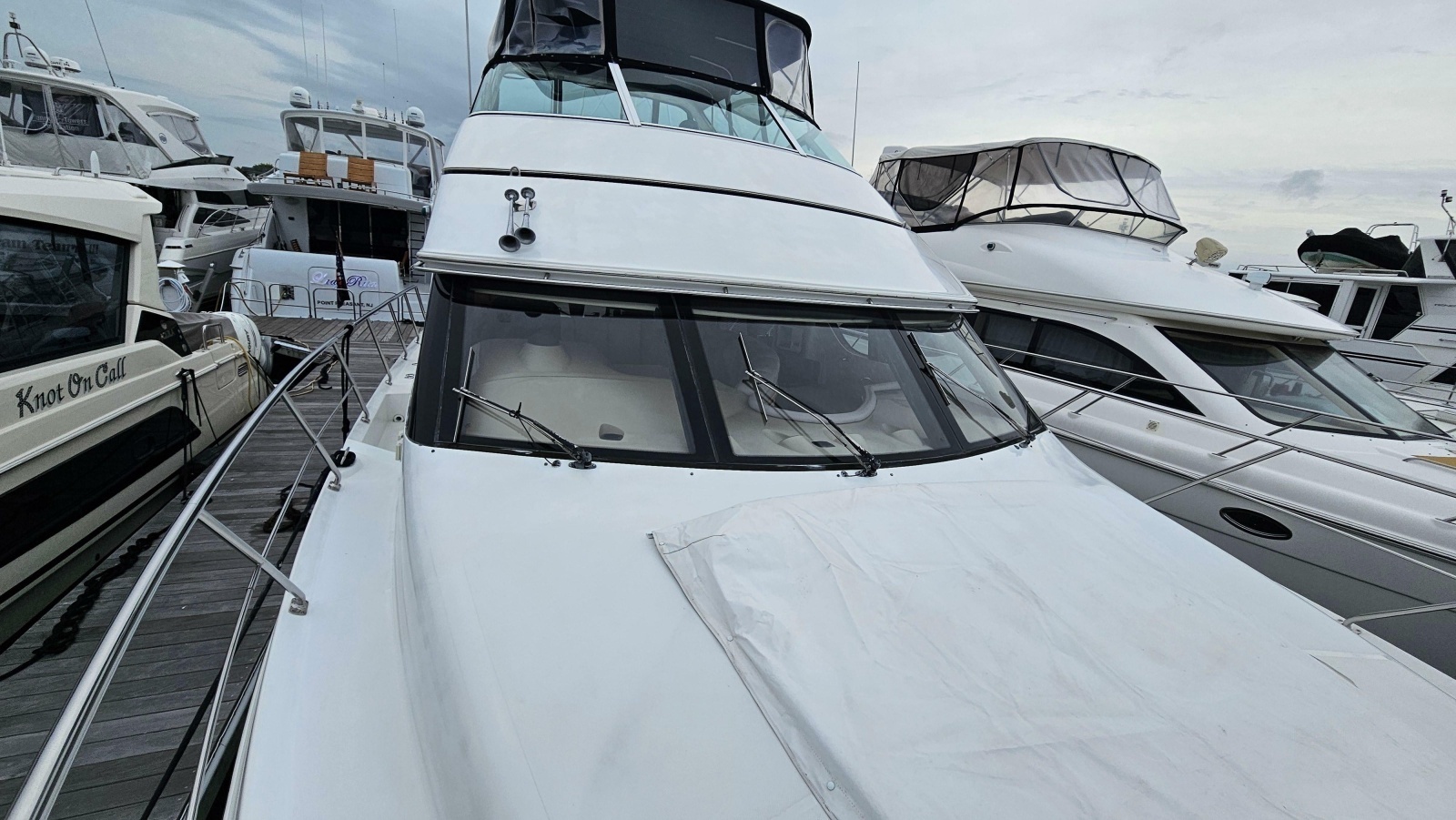 2000 Carver 450 Voyager Pilothouse