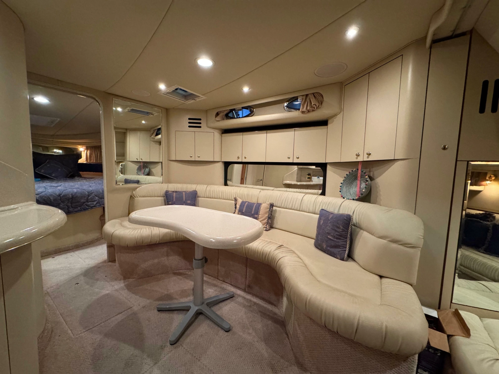 2000 Sea Ray 380 Sundancer