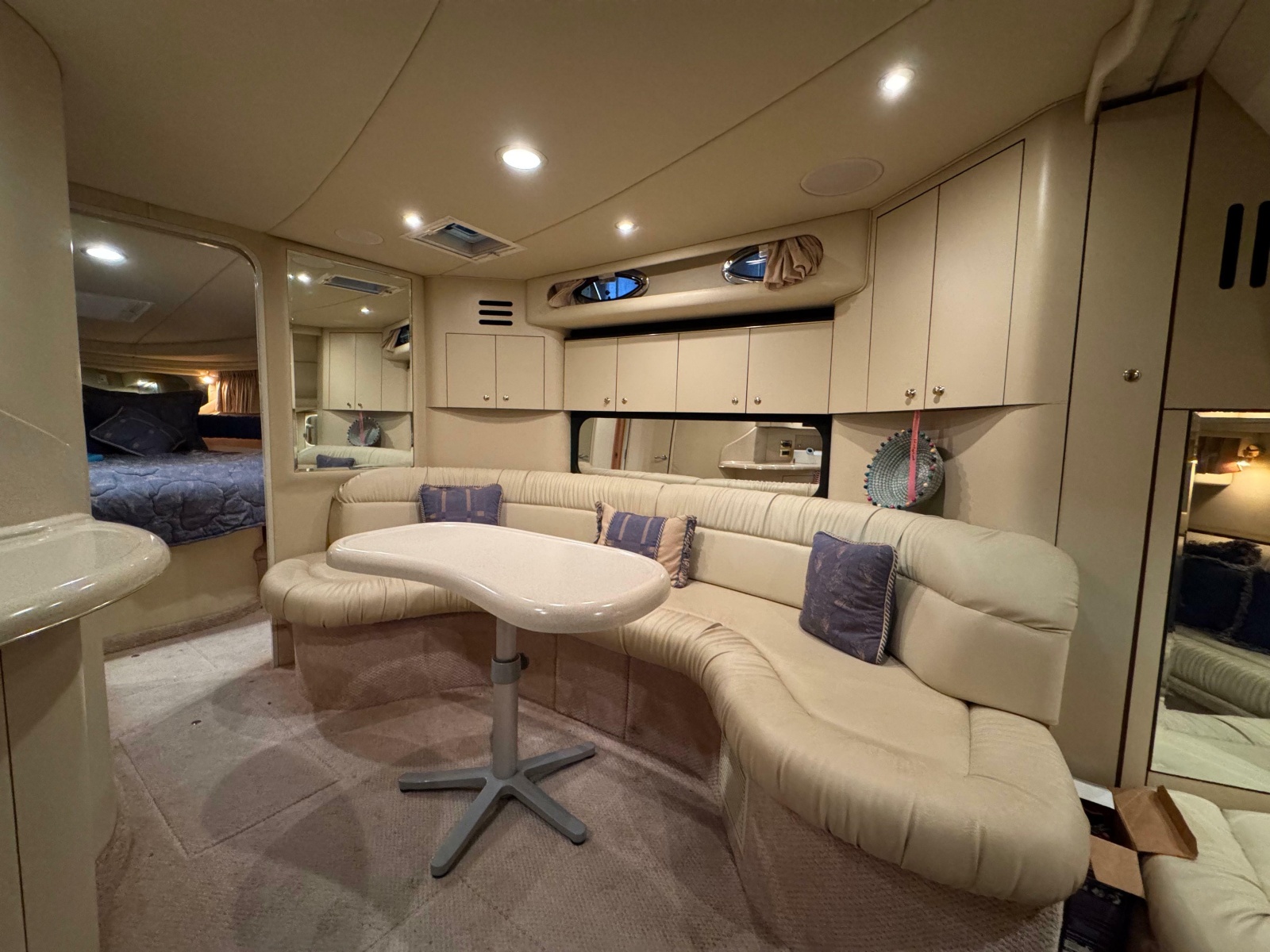 2000 Sea Ray 380 Sundancer