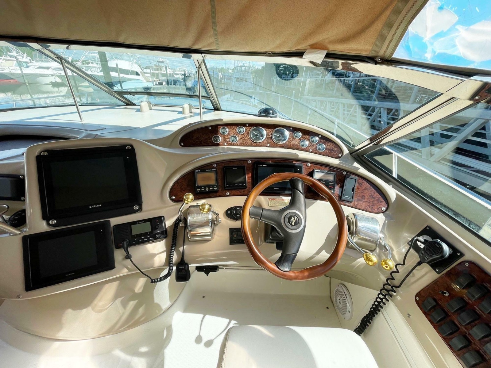 2000 Sea Ray Sundancer 460
