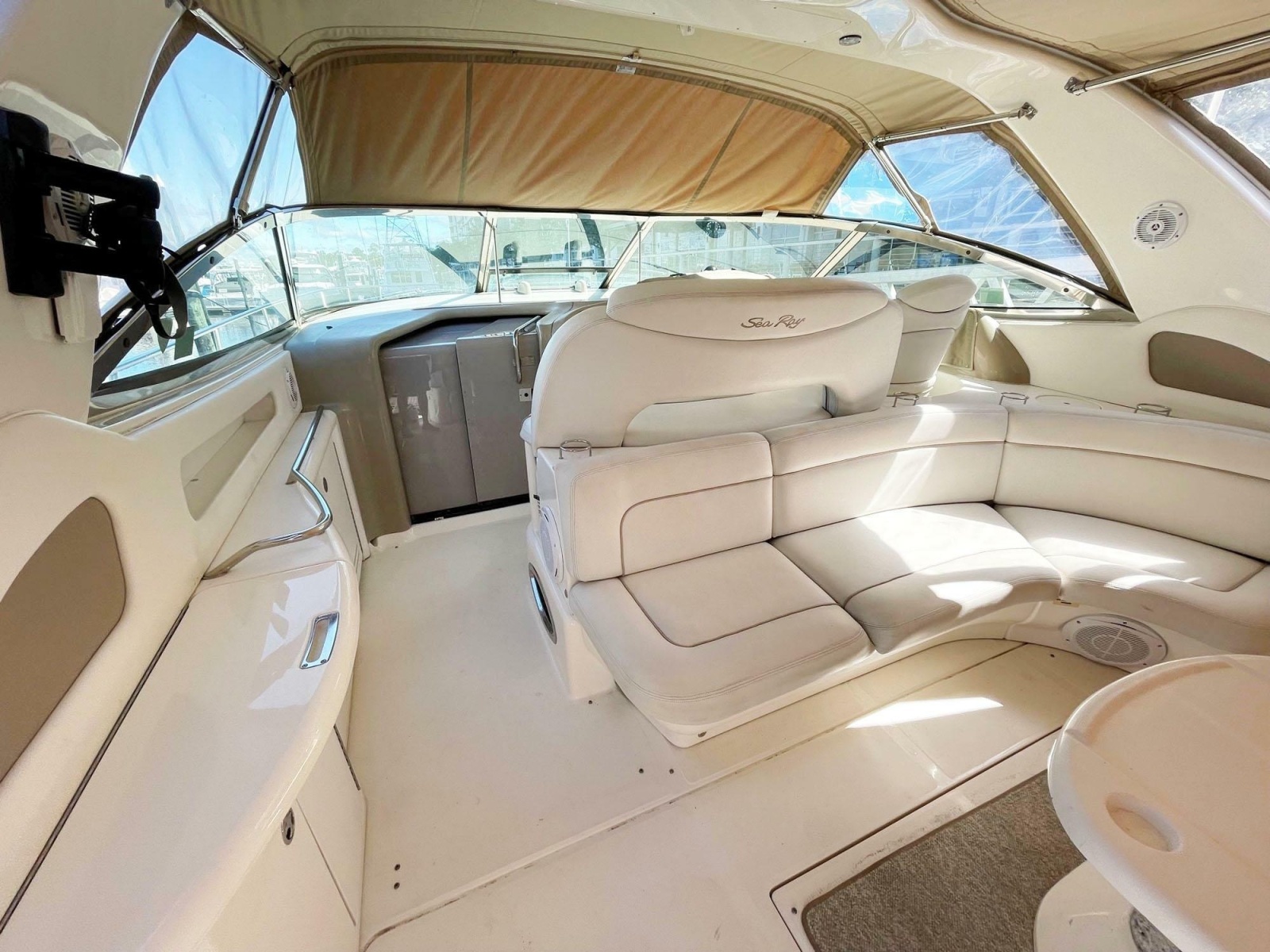 2000 Sea Ray Sundancer 460