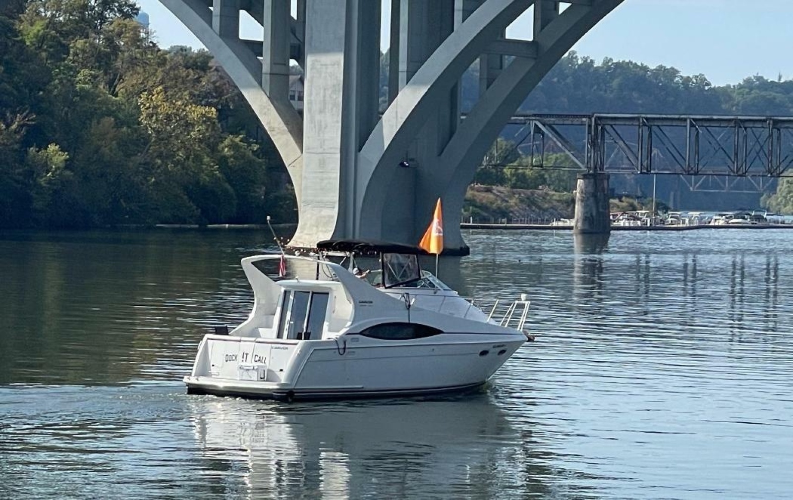 1999 Carver 350 Mariner