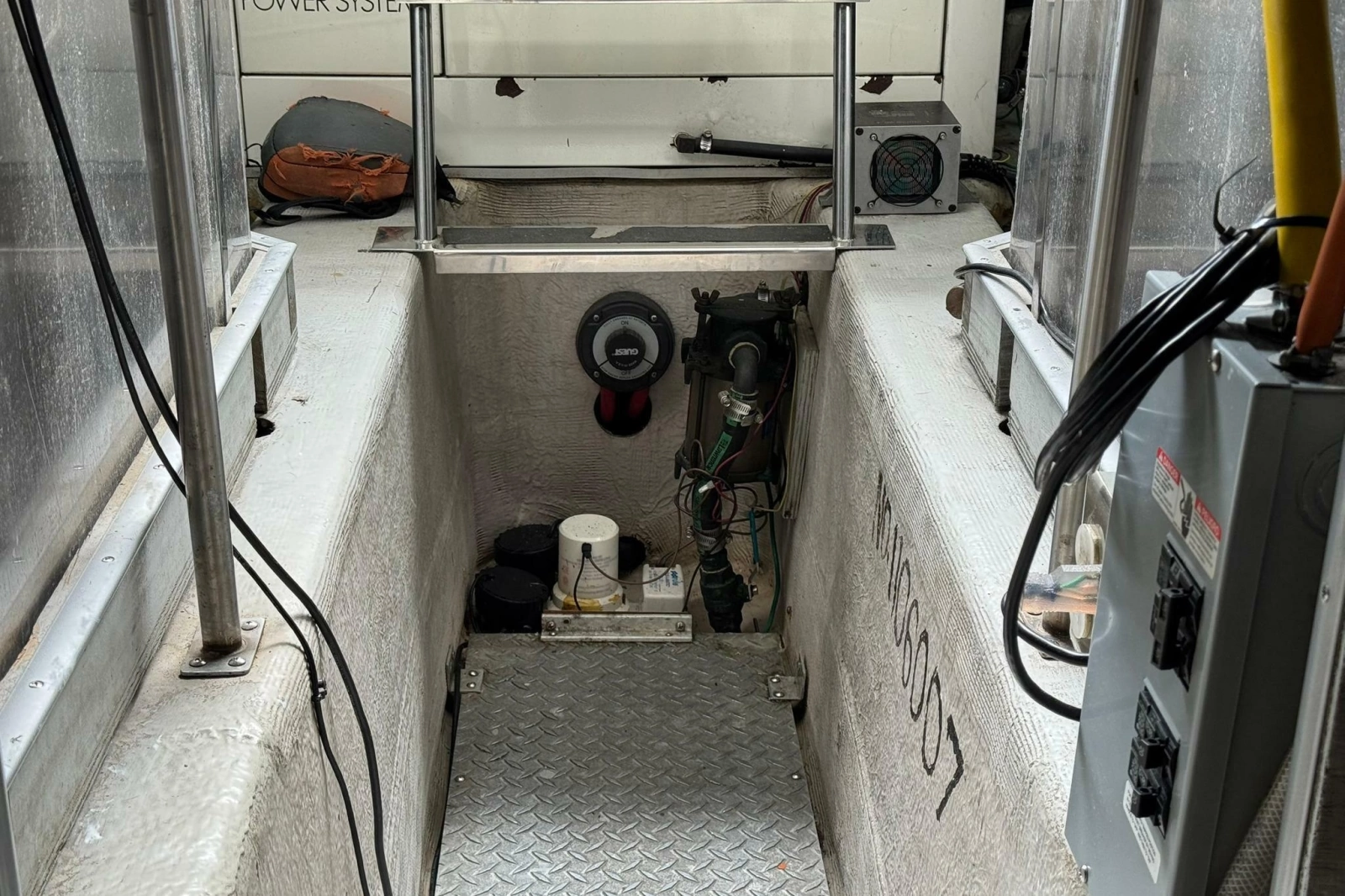 1999 Carver 450 Voyager Pilothouse