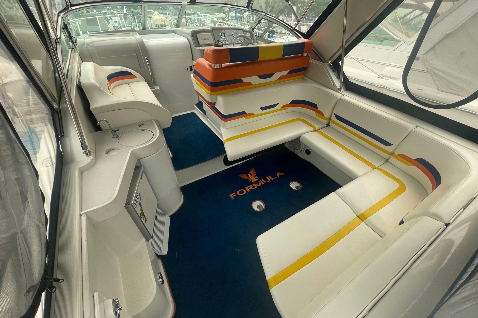 1999 Formula 31 Performance Cruiser