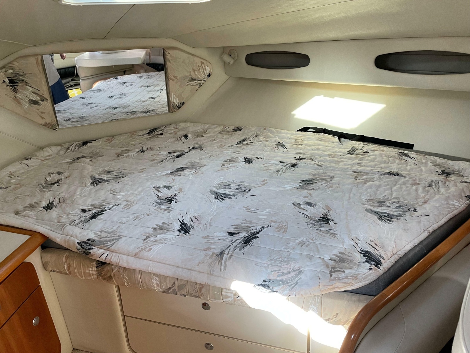1999 Wellcraft 3600 Martinique