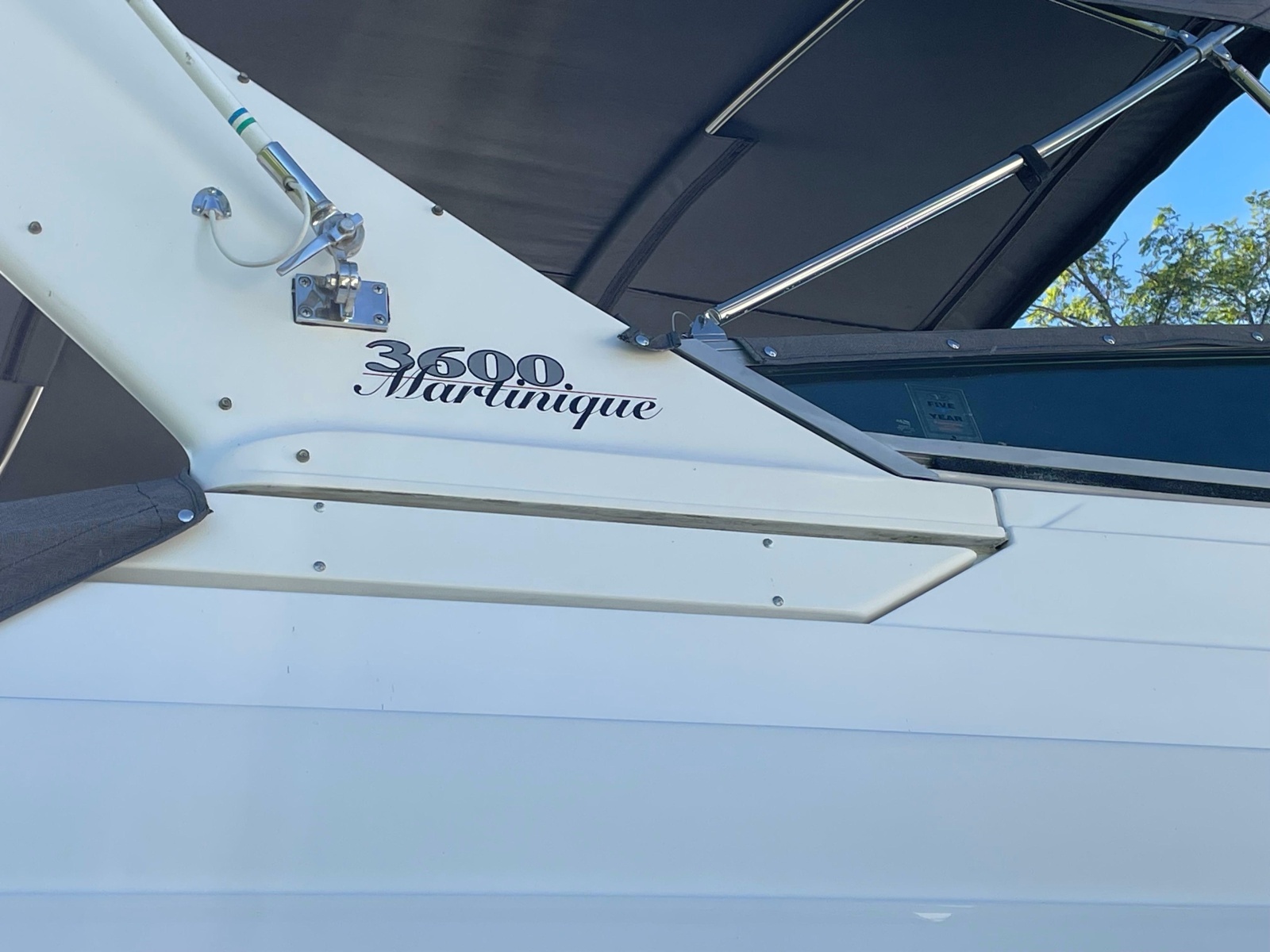 1999 Wellcraft 3600 Martinique