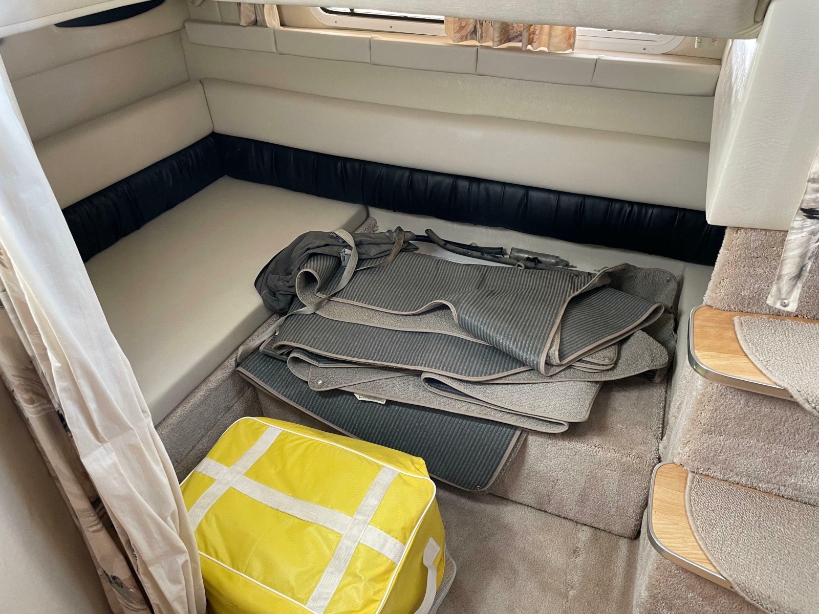 1999 Wellcraft 3600 Martinique