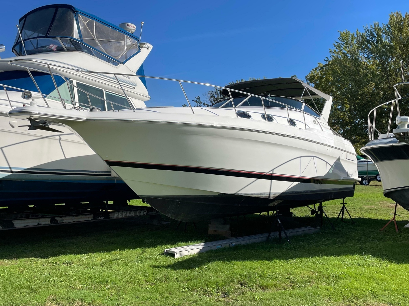 1999 Wellcraft 3600 Martinique
