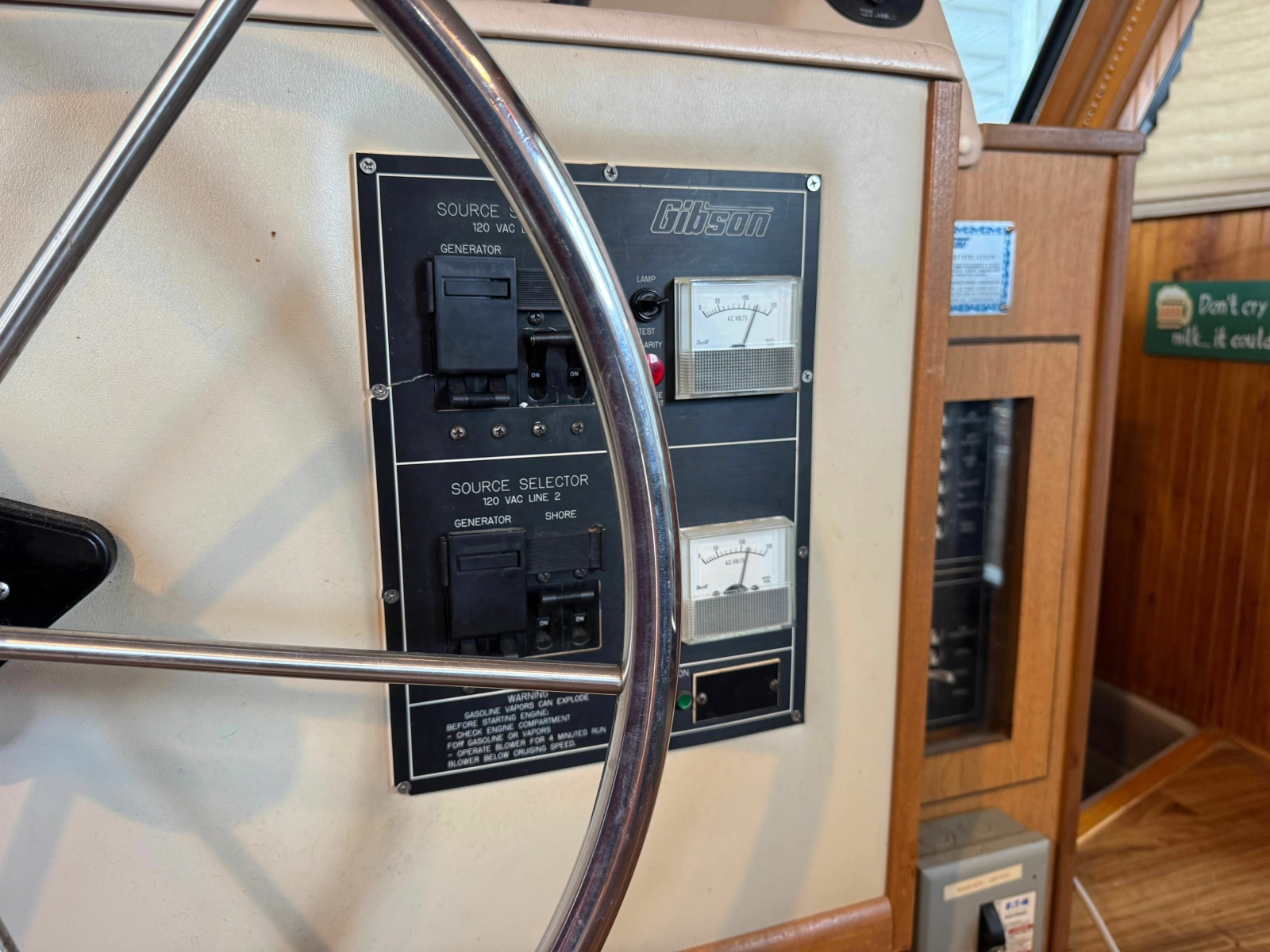1998 Gibson 47 Executive