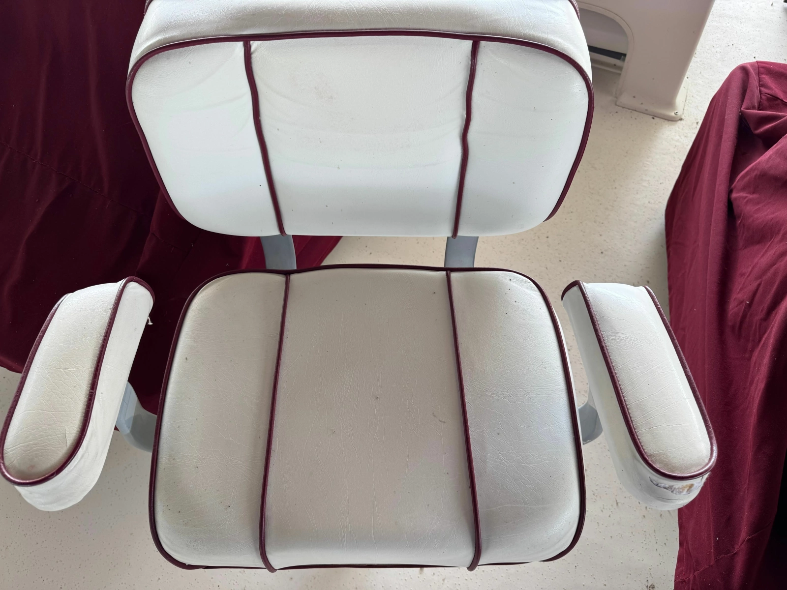 1998 Gibson 47 Executive