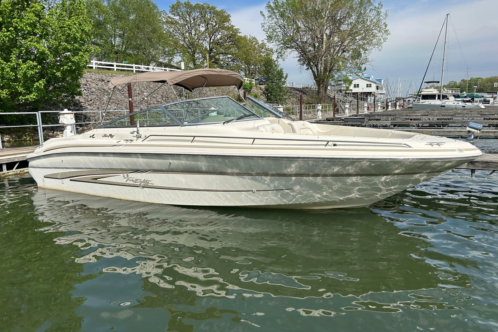 1998 Sea Ray 280 Bow Rider