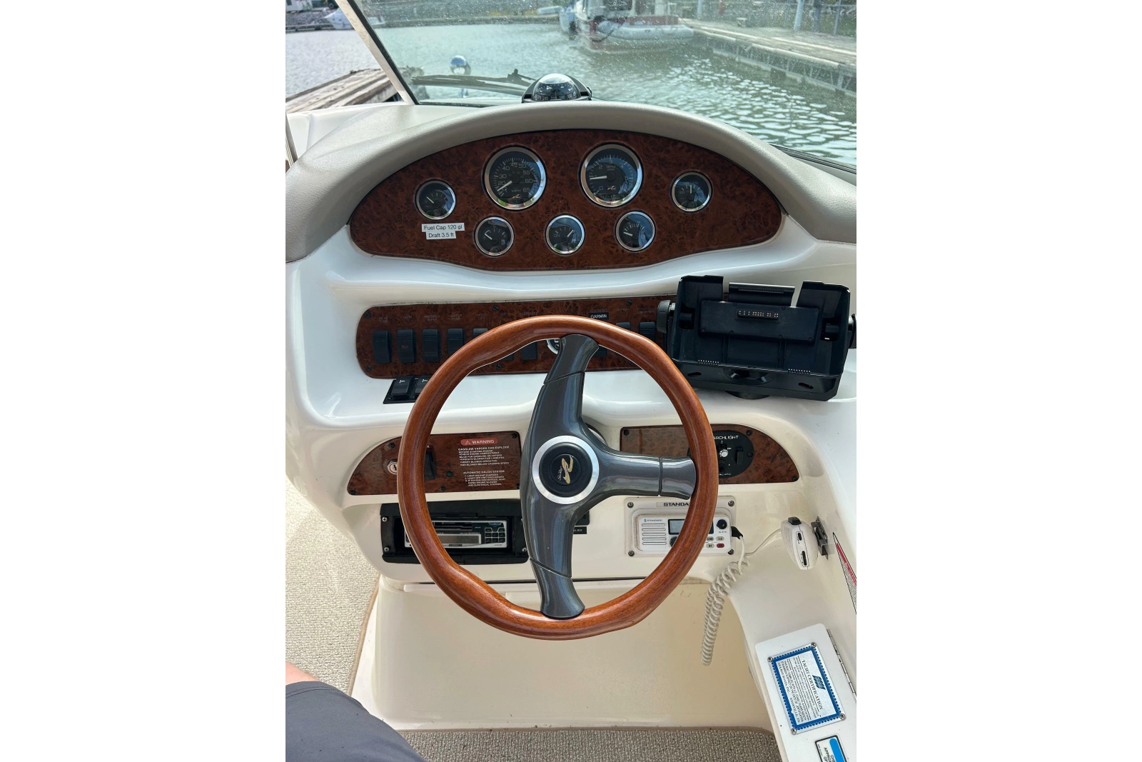 1998 Sea Ray 280 Bow Rider