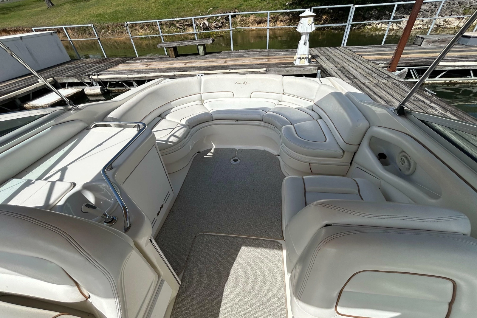 1998 Sea Ray 280 Bow Rider