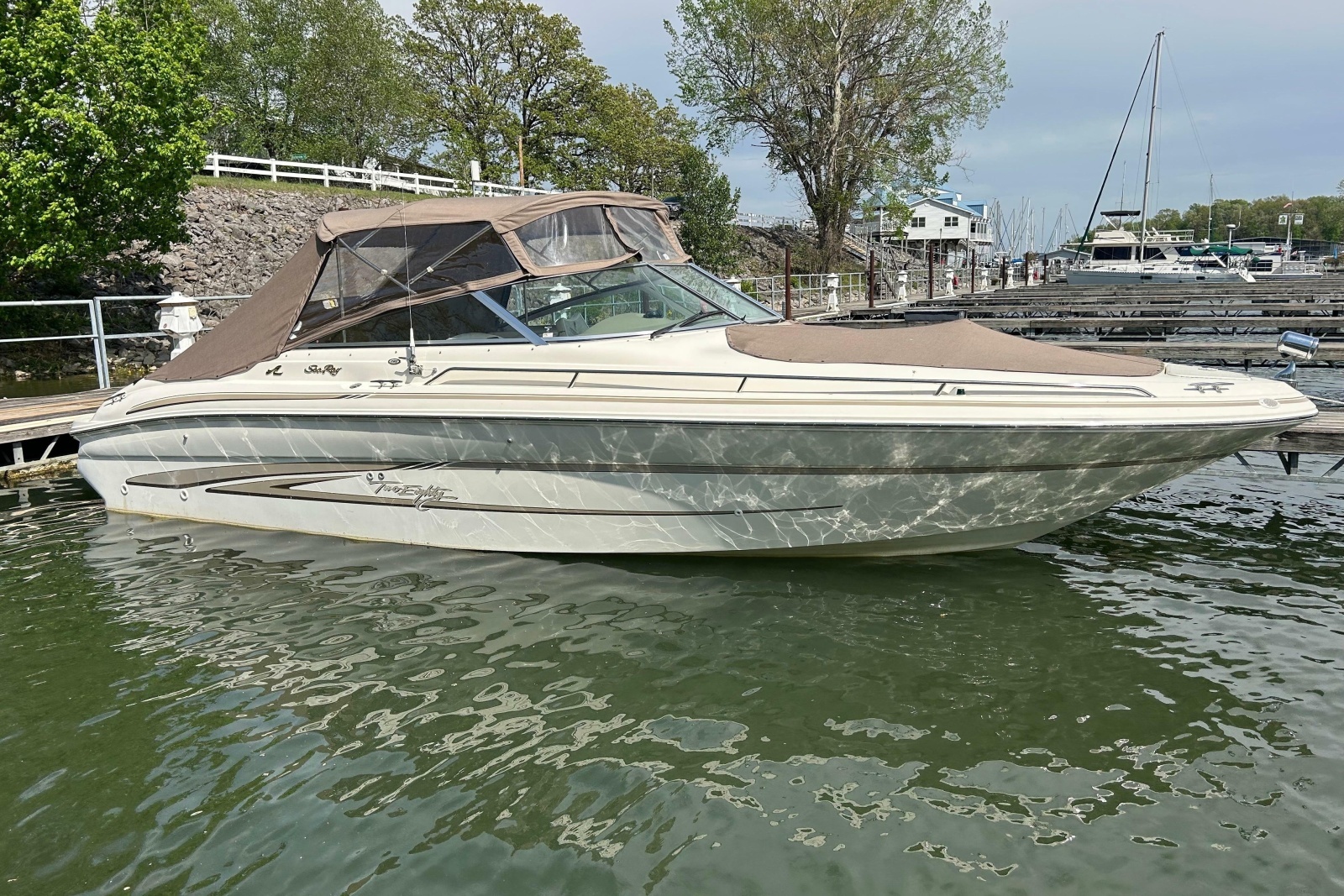 1998 Sea Ray 280 Bow Rider