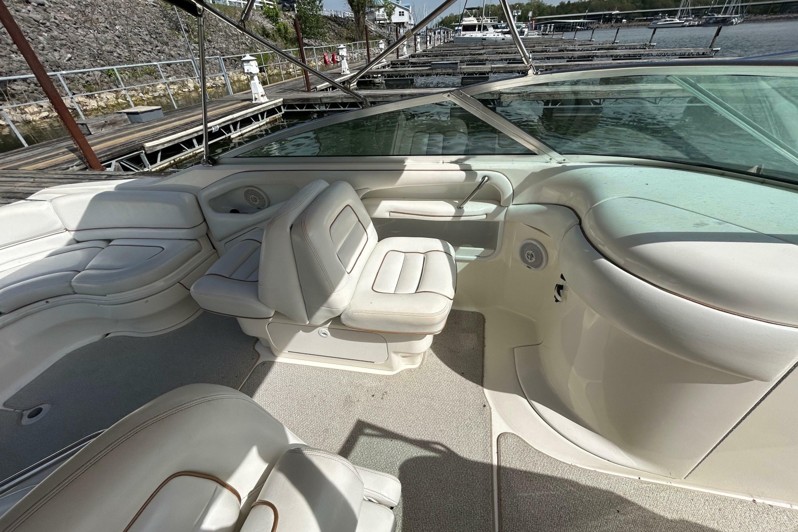 1998 Sea Ray 280 Bow Rider