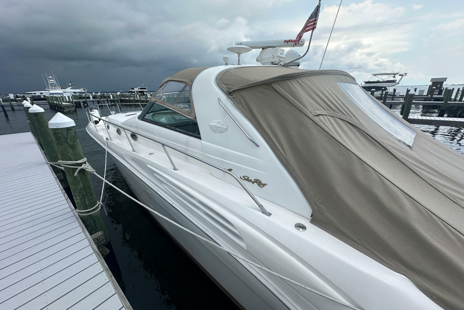 1998 Sea Ray 450 Sundancer