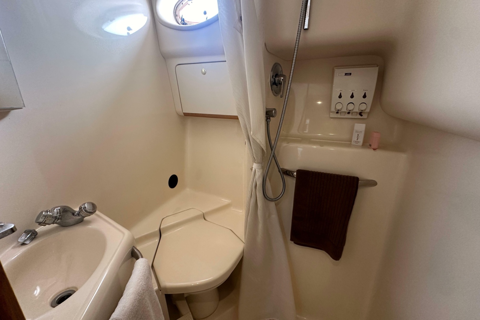 1998 Sea Ray 450 Sundancer