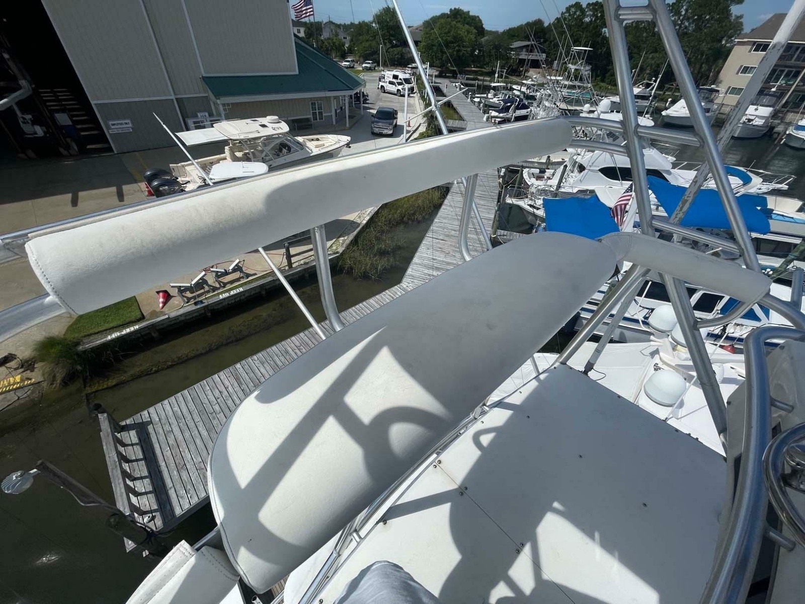 1998 Viking 50 Convertible