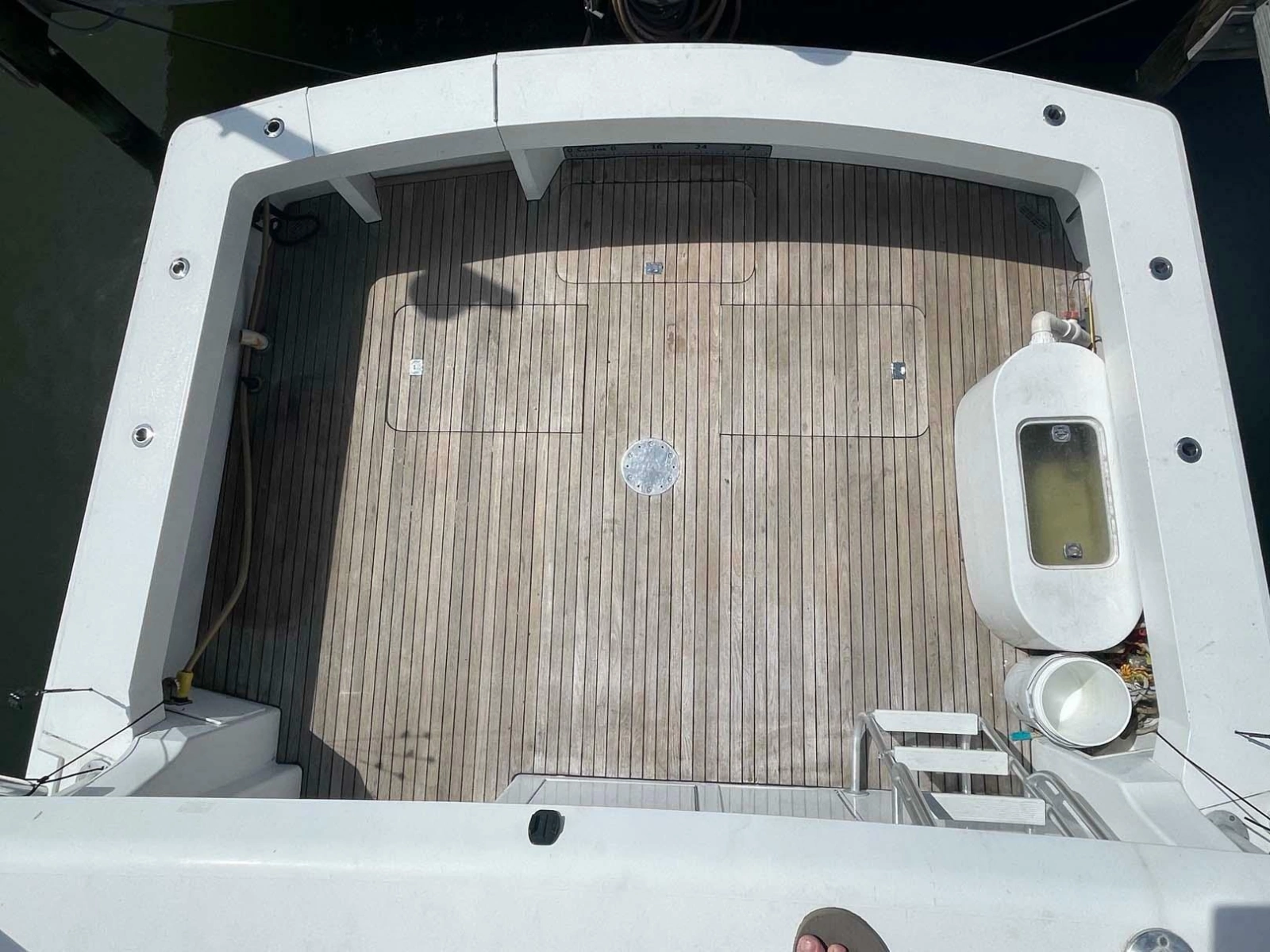 1998 Viking 50 Convertible