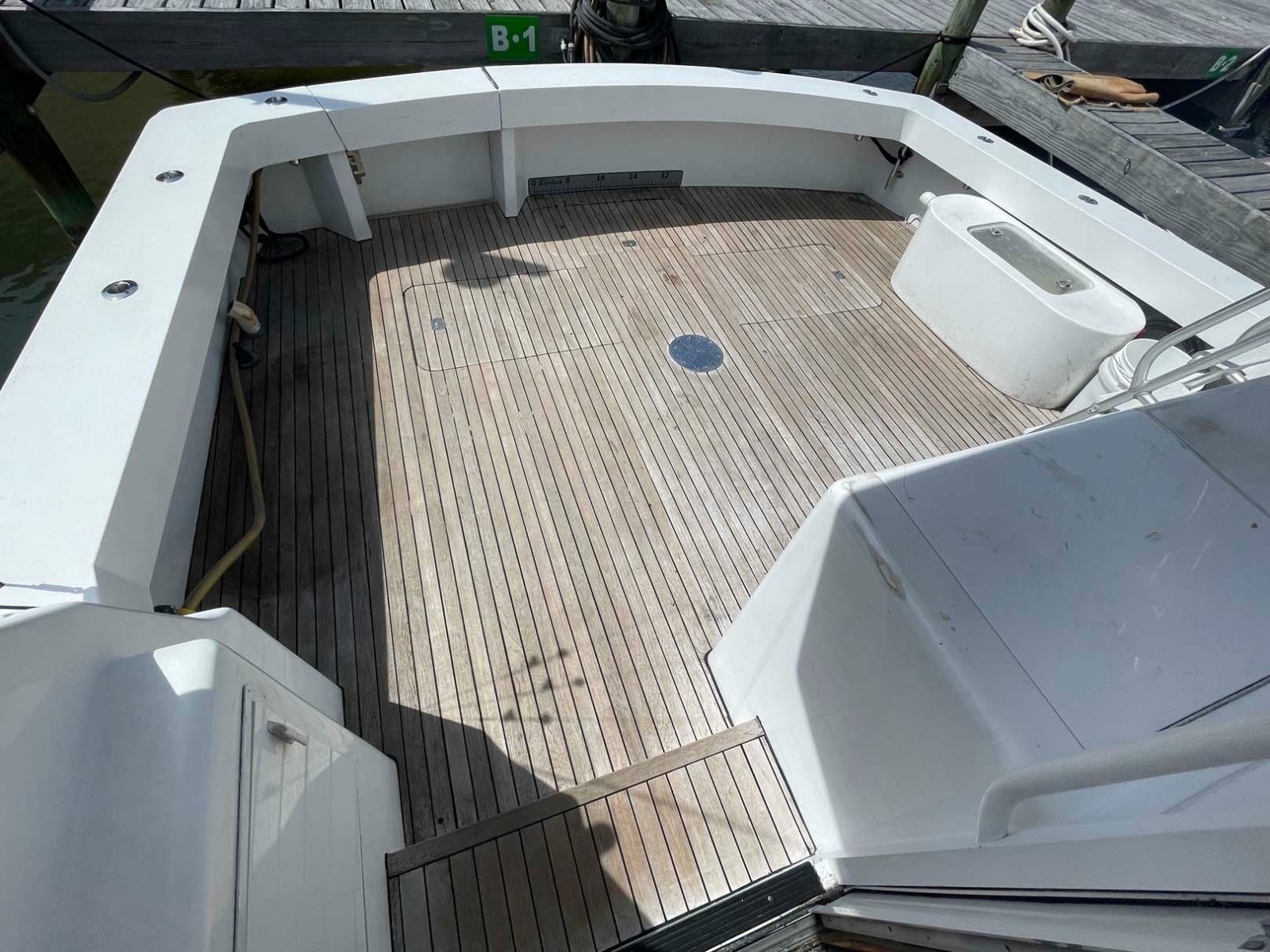 1998 Viking 50 Convertible