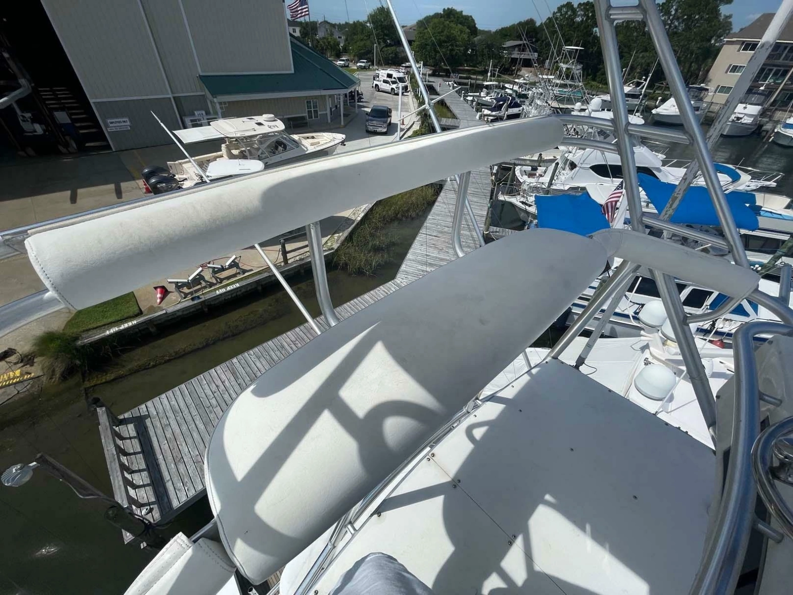 1998 Viking 50 Convertible