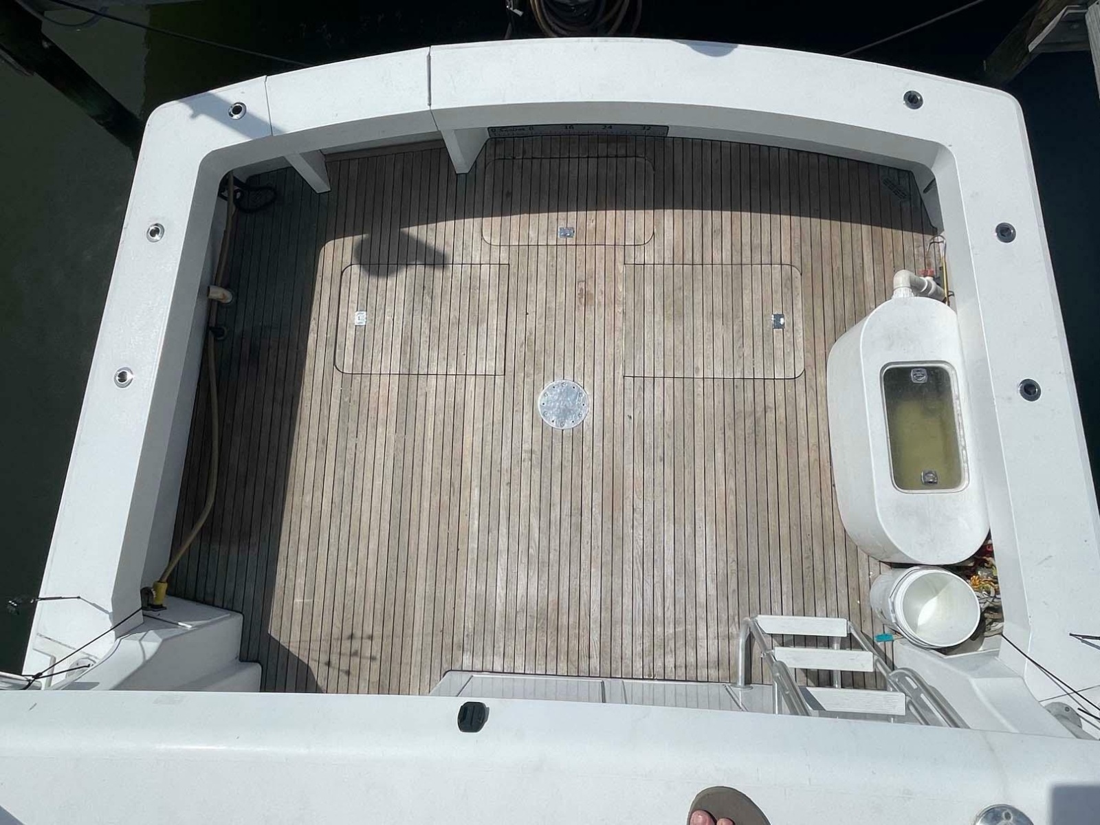 1998 Viking 50 Convertible