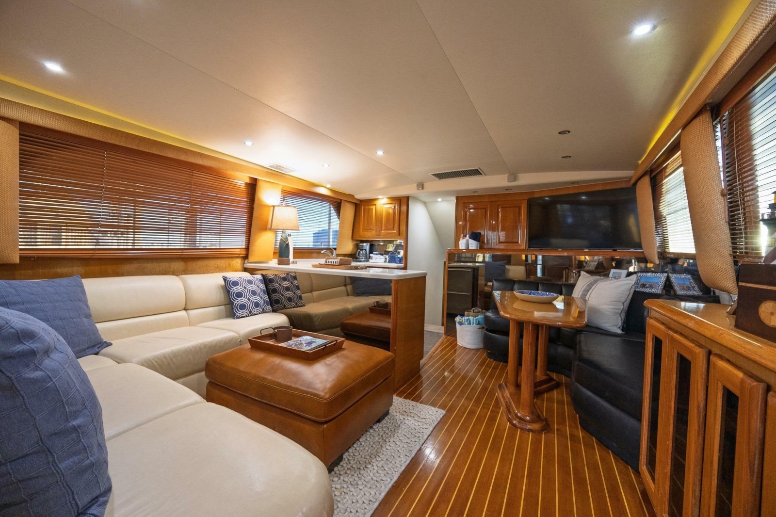 1998 Viking 50 Convertible