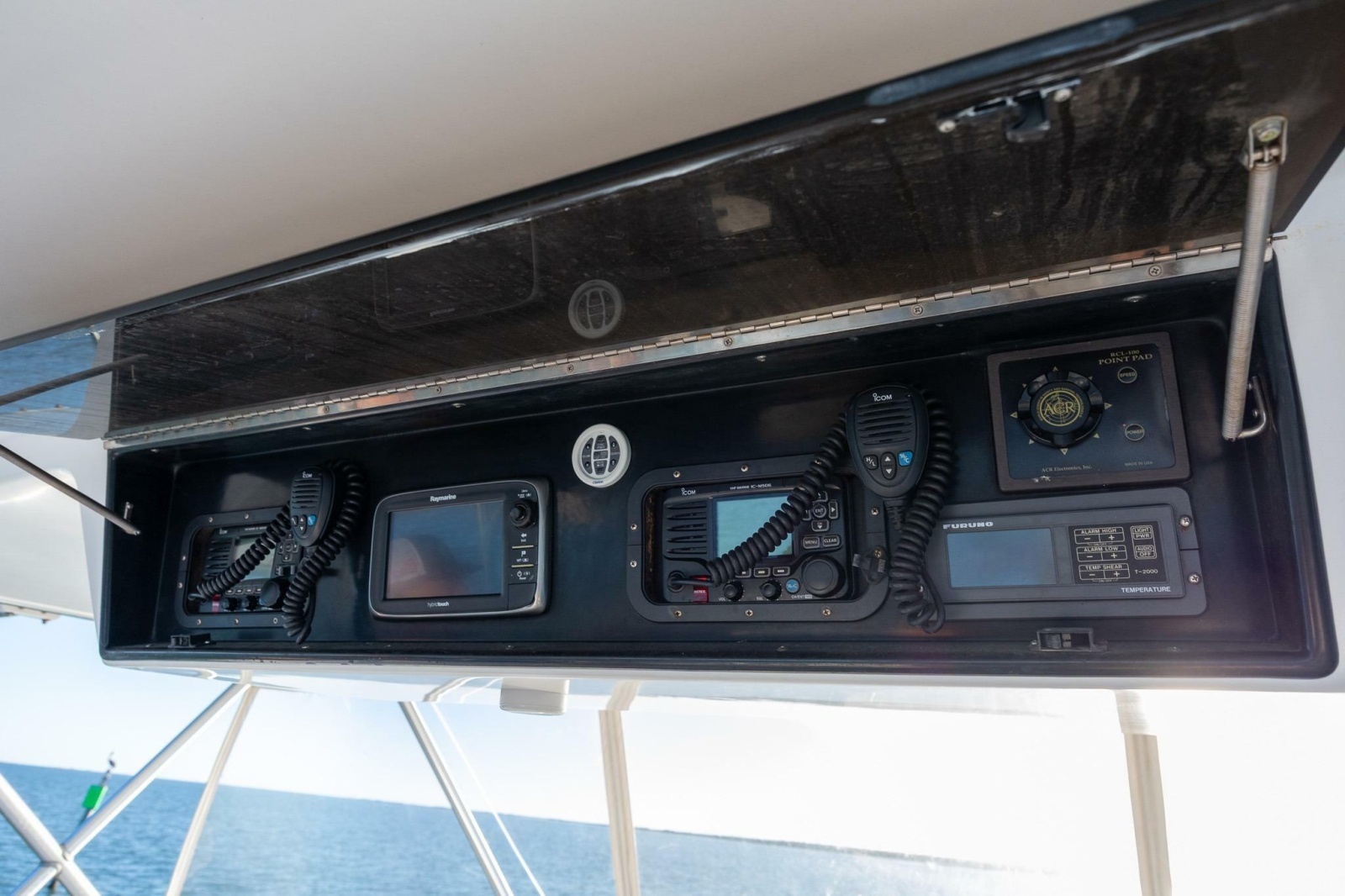 1998 Viking 50 Convertible