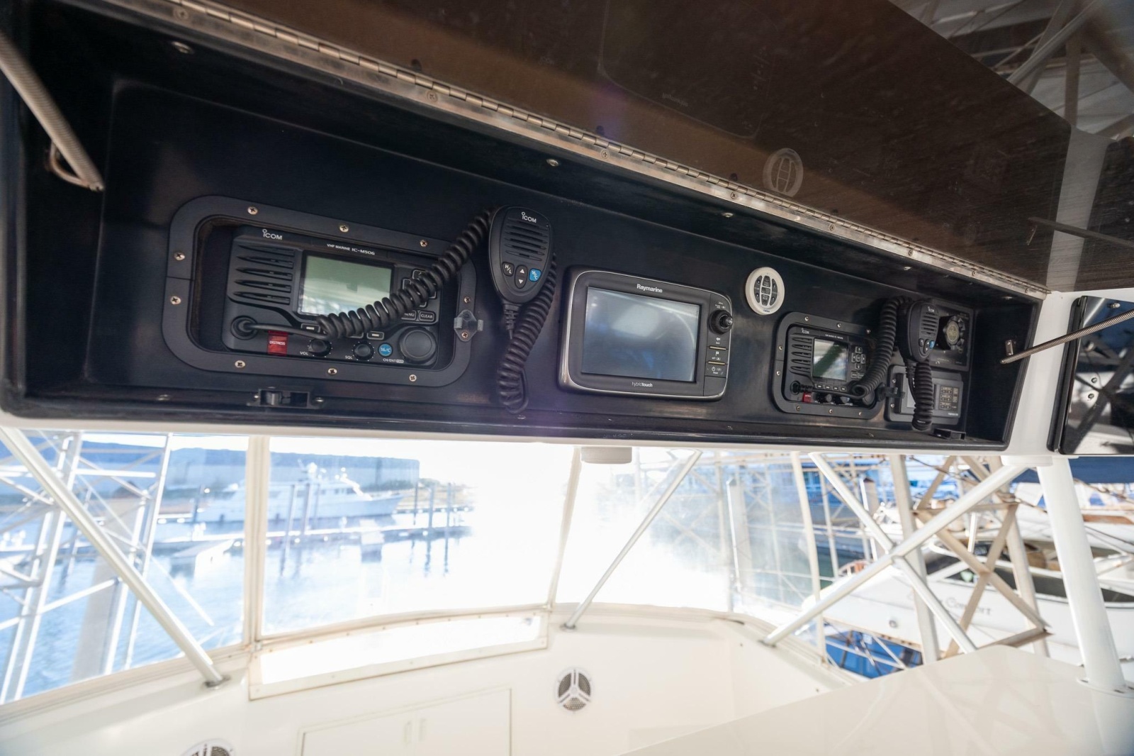 1998 Viking 50 Convertible