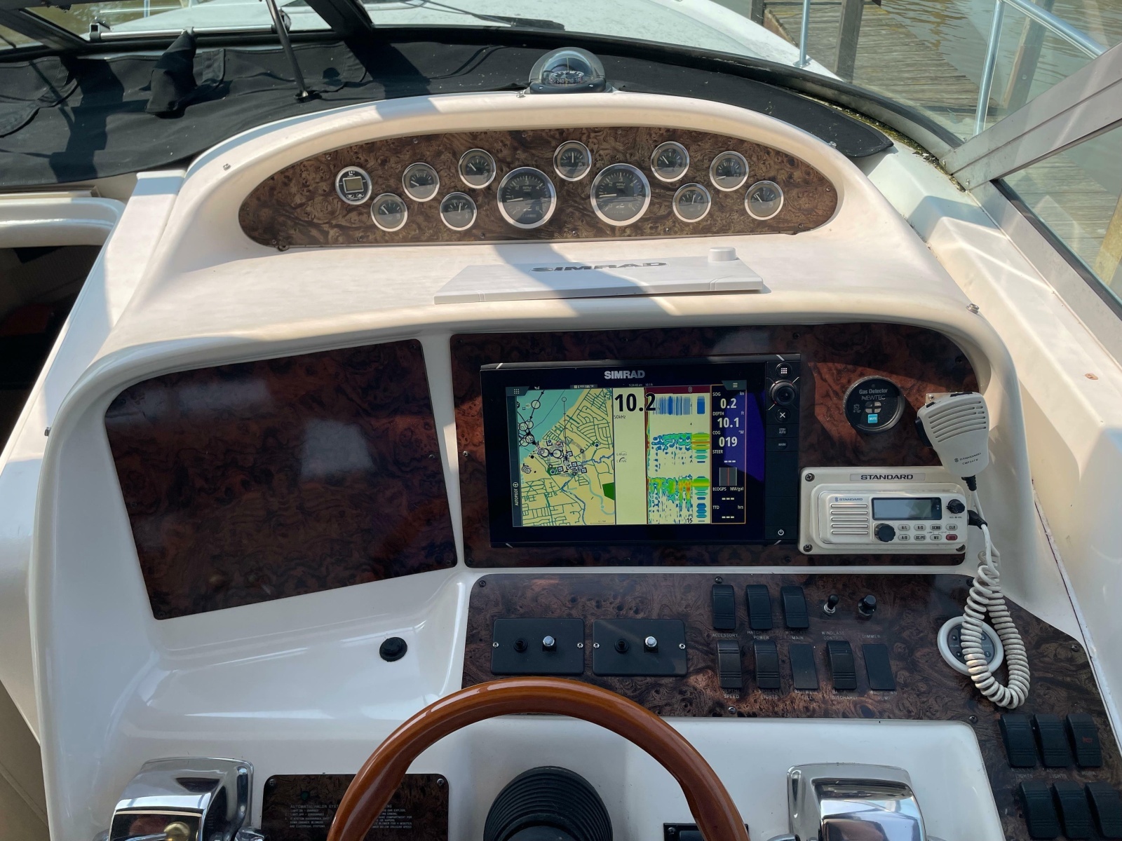 1997 Sea Ray 330 Express