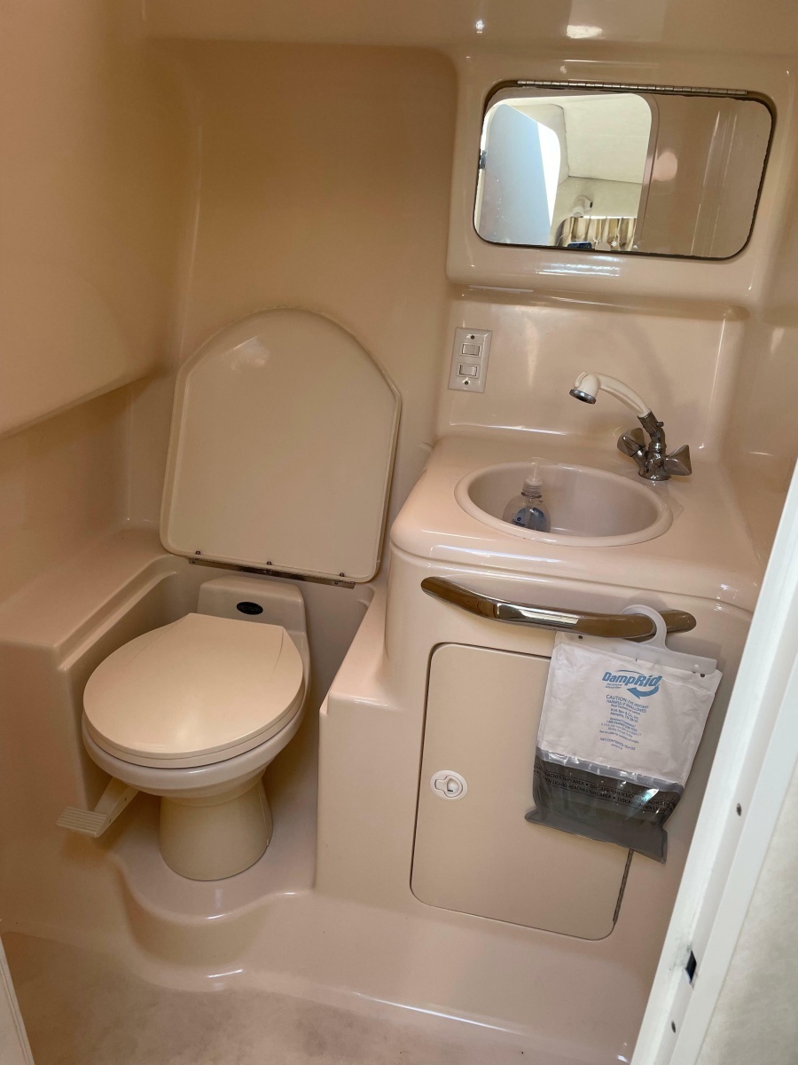 1997 Sea Ray 330 Express