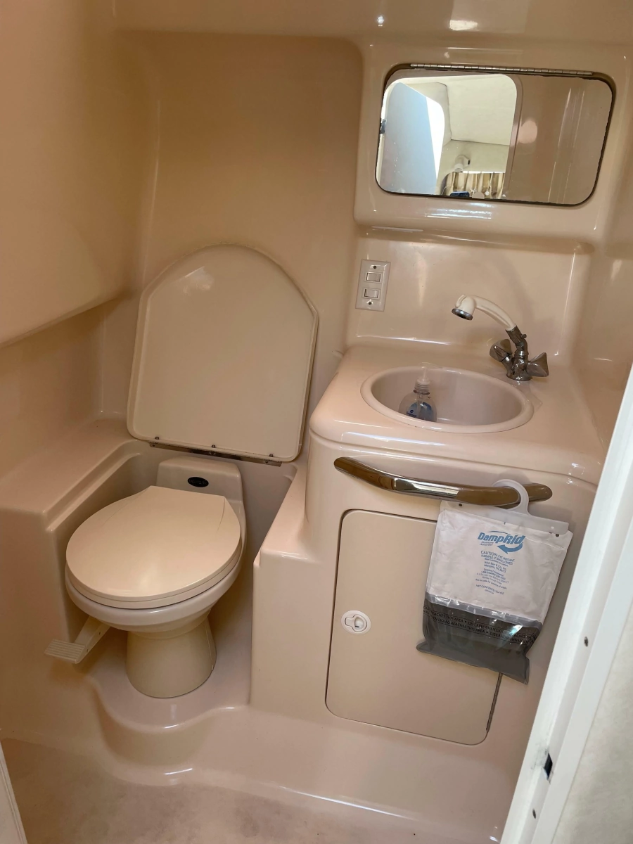 1997 Sea Ray 330 Express
