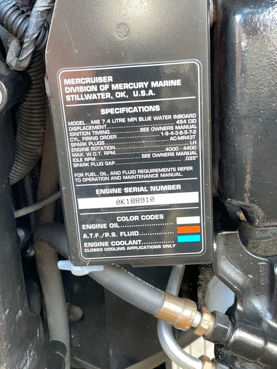 1997 Sea Ray 330 Express