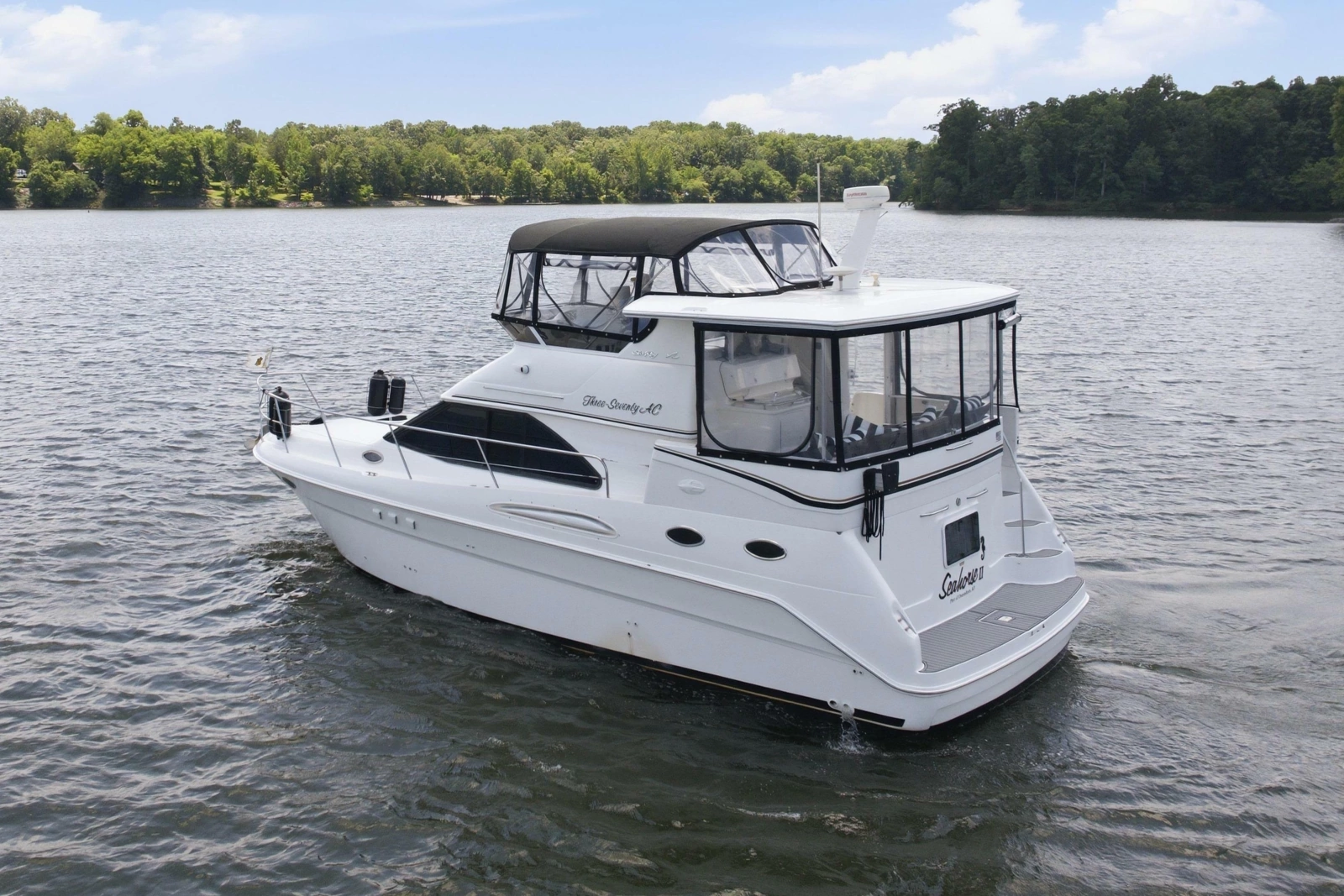 1997 Sea Ray 370 Aft Cabin
