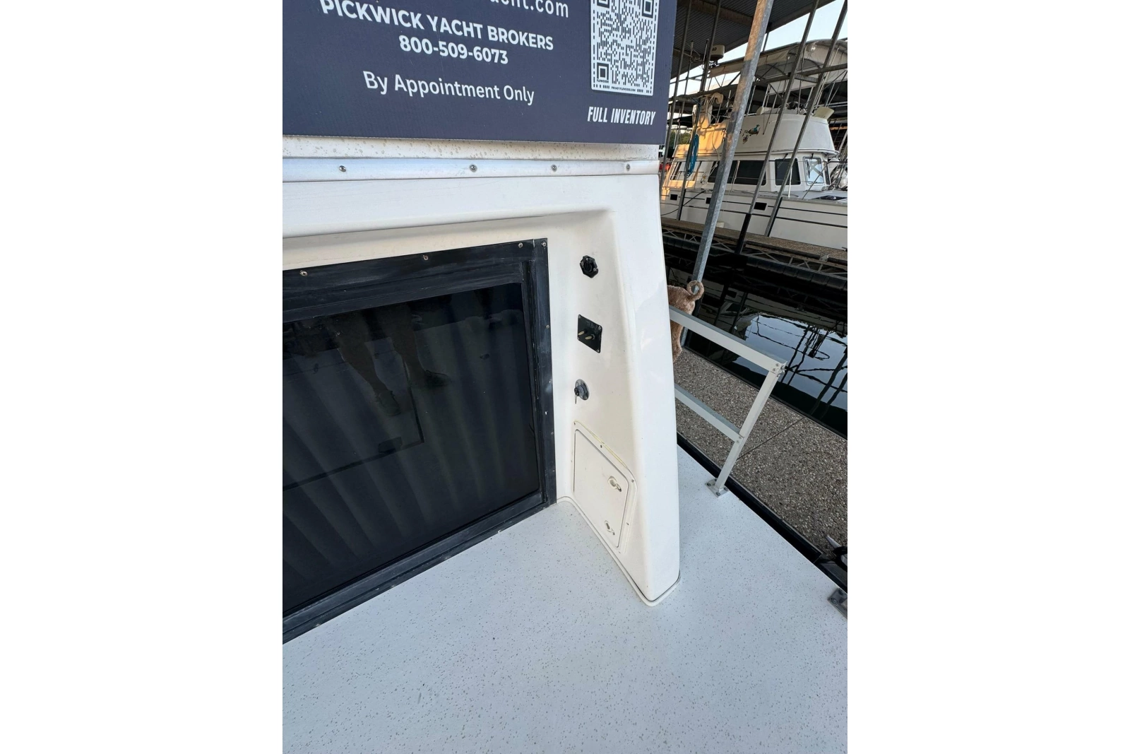 1996 Gibson 50 Cabin Yacht