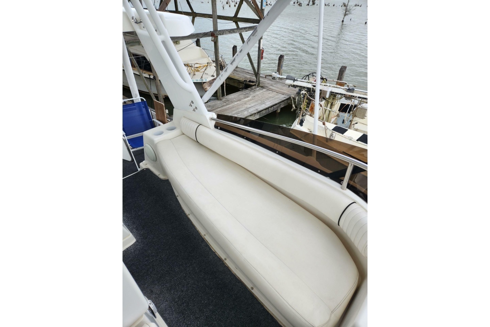 1996 Silverton 34 Motor Yacht