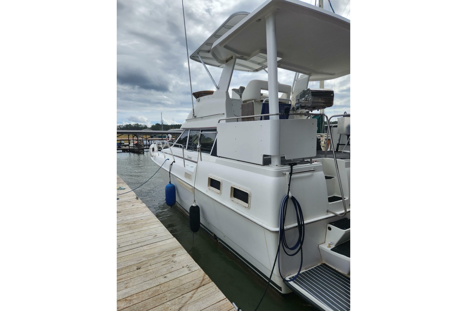 1996 Silverton 34 Motor Yacht