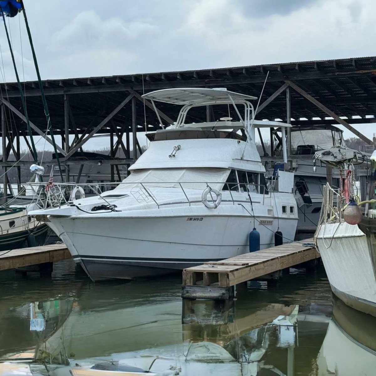 1996 Silverton 34 Motor Yacht