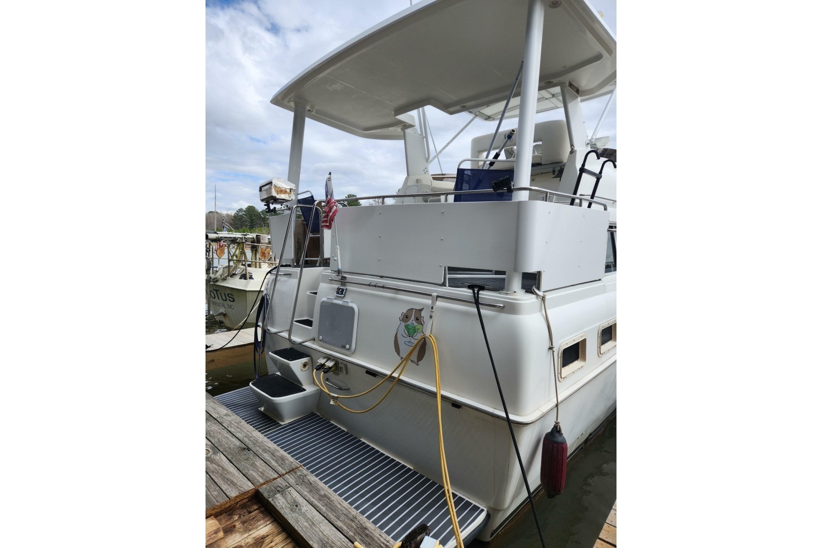 1996 Silverton 34 Motor Yacht