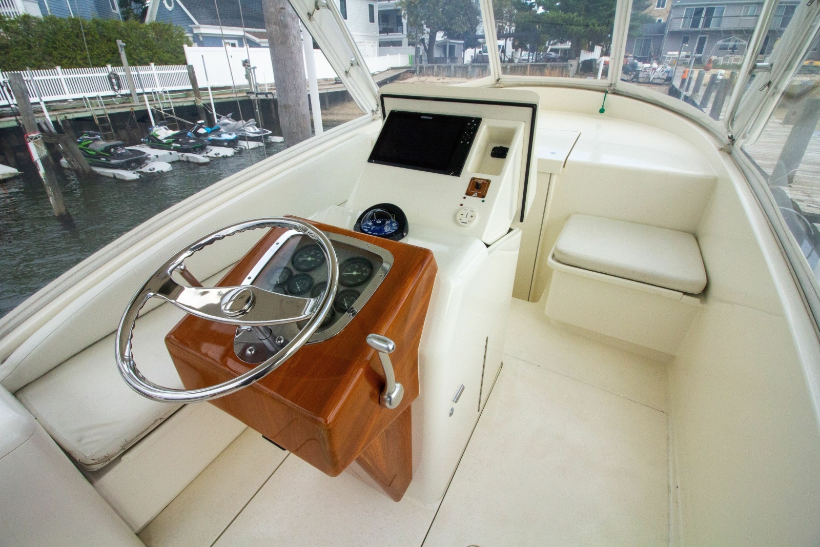 1996 Tides 27