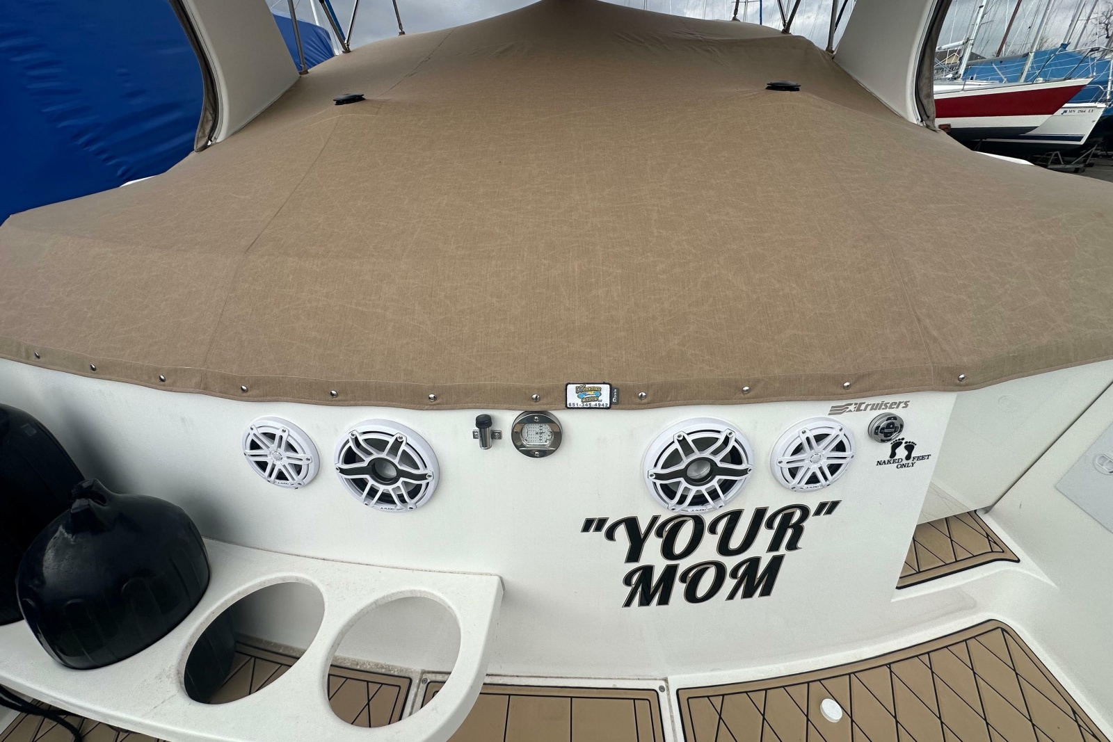 1995 Cruisers Yachts 3575 Esprit